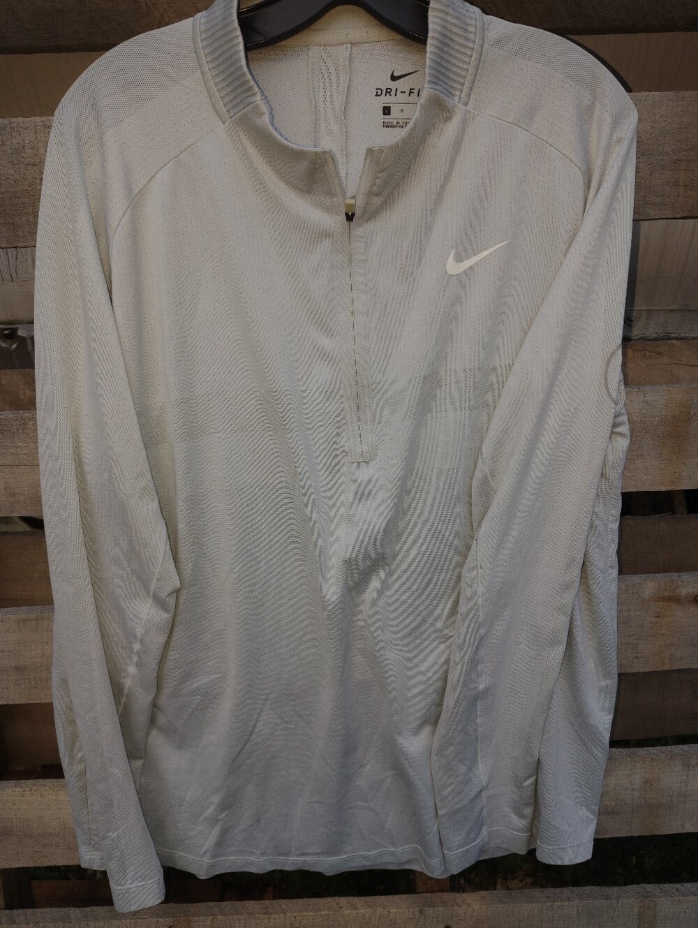Nike Light Gray Dri-FIT 1/4 Zip Large Performance Pullover
